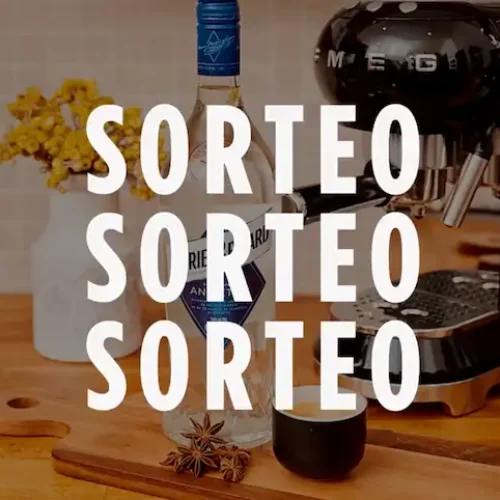 Sorteo de una cafetera SMEG y 2 Coffee Mixers por Marie Brizard